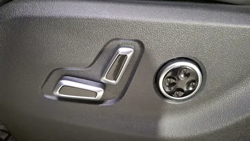 BAIC BJ40 2.0 PLUS AUTO 4WD