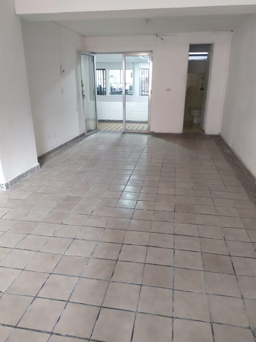 Arriendo Oficina En Envigado Barrio Mesa  