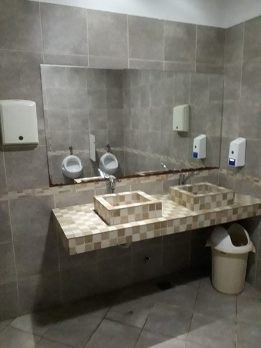 Imagen 5 de 9 de Local En Venta En Ituzaingo Norte