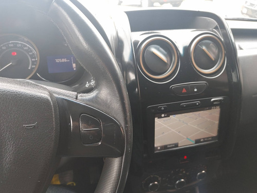 Imagen 8 de 11 de Renault Duster 2.0 Privilege Ph2 Manual