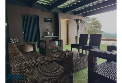 Casa Moderna En Altos De Las Palmas(mls#246252)