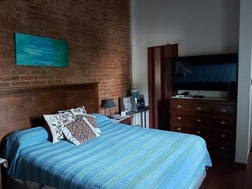 Imagen 3 de 6 de Casa Al Fondo Con 2 Dormitorios
