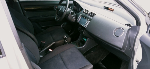 Imagen 5 de 8 de Chevrolet Captiva 2010 2.4 Lt Mt