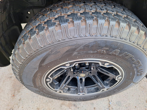 Nissan NP300 2.5 Doble Cabina S Aa Pack Seg Mt