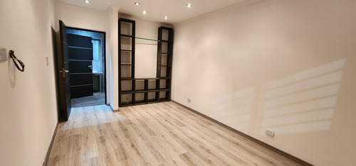 Dueño Vende!!! Casa 6 Ambientes Y 3 Baños, Moron.