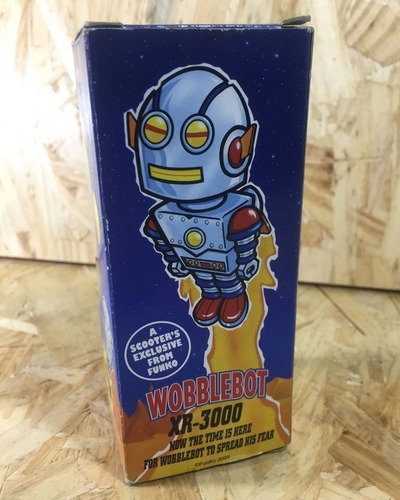 Funko Wacky Wobbler Robot Xr-3000 Descatalogado En Stock