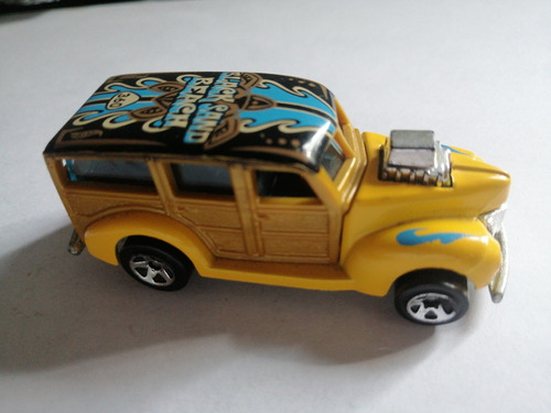  Hot Wheels Road Trippin State Route  40s Woodie Toy  2014