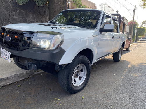 Ford Ranger Pickup Xl L4 Crew Cab 5vel Mt