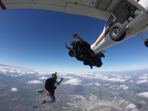 Salto Tandem Básico - Saltos En Paracaídas.