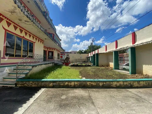 Casa En Venta, Estilo Chino Original, 5 Recámaras, Piscina, Cancha Basquet, Valladolid, Yucatán