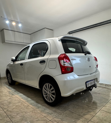 Toyota Etios 1.5 X 6mt My19