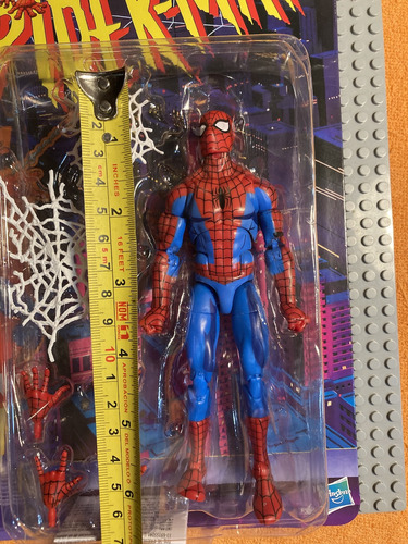 Marvel Comics Spider Man Con Telarañas Hasbro (Usado)