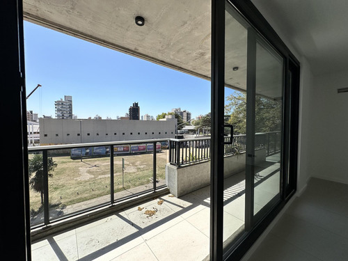 Departamento En Venta En Barrio Echesortu.