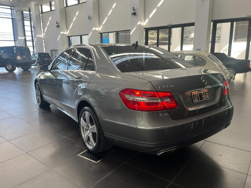 Mercedes Benz E550 Elegance Automatico L/09 - 2011
