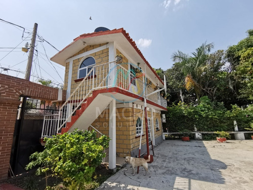Casa En Venta En Col. Niño Artillero Con Departamento Independiente, Jardín Y Alberca Apta A A Créditos