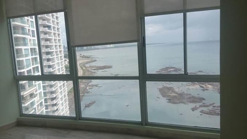 Venta De Apartamento Exclusivo En Blue Bahía, Punta Pacífica