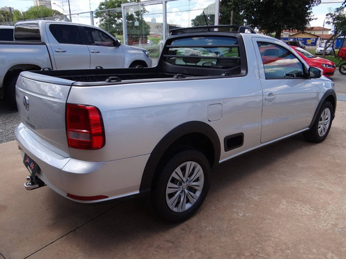Imagem 4 de 10 de Volkswagen Saveiro 1.6 Msi Trendline Cs 8v Flex 2p Manual