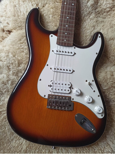 Guitarra Electrica Washburn Stratocaster Lyon Series