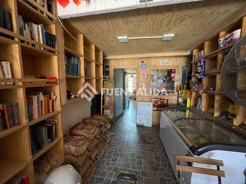 Casa En Venta De 5 Dorm. En Maipú