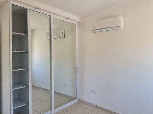Imagen 8 de 18 de Casa En Renta En Monte Real (a Un Lado Portalegre)