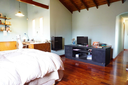 Imagen 20 de 30 de Chalet Con Pileta En Acassuso