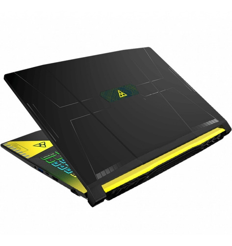 Imagen 3 de 6 de Notebook Gamer Msi Crosshair 15 R6e B12uez Negra 15.6 Pulgadas 165hz Intel Core I7-12700h 16gb De Ram 1tb Ssd Nvidia Geforce Rtx 3060 2560 X 1440p Windows 11