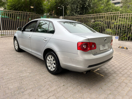 Volkswagen Vento Style 2.5 AUT
