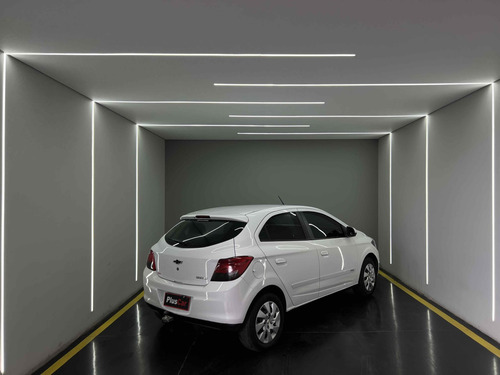 Chevrolet Onix 1.4 MPFI LT 8V FLEX 4P MANUAL