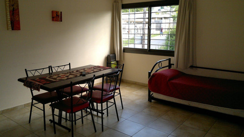Complejo De 4 Departamentos Y Una Casa A La Venta En Villa Carlos Paz
