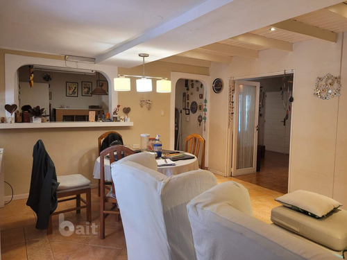 Vendo Casa 3 Dormitorios Con Pileta Urca