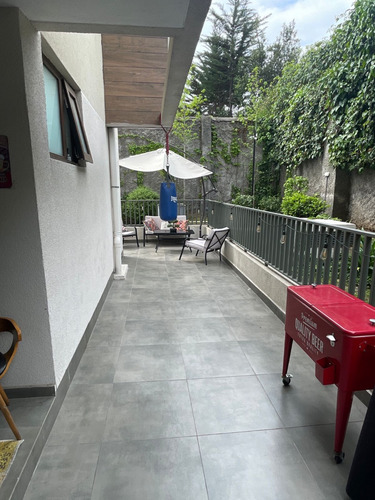 Arriendo 2d+2b+e Con Patio En Plaza Ñuñoa, Cercano Metro