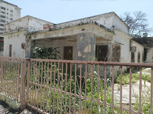 Imagen 15 de 16 de Casa Sector La Ceiba Av. Bolivar Valencia Atc-893 Marisol 04244923040