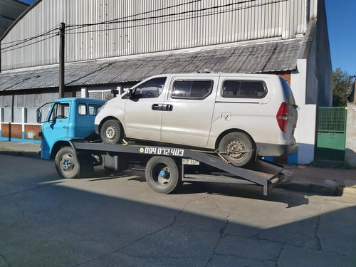 Imagen 2 de 4 de Auxilio Mecánico Guinche Traslados De Vehículos 24hs