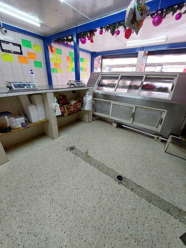 Imagen 4 de 12 de Best House Traspasa Excelente Fondo De Comercio (carnicería) En Los Teques