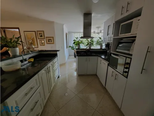 Apartamento Con Excelente Ubicacion