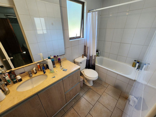 Casa En Venta Casa De 4 Dorm. En Tiltil, Remodelada