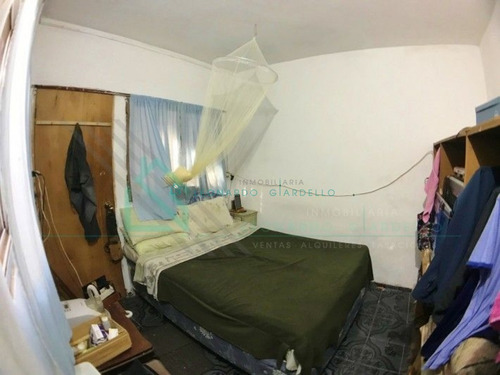 Imagen 9 de 18 de Juan Lacaze - Casa Con Locales Comerciales- Ref: 1159