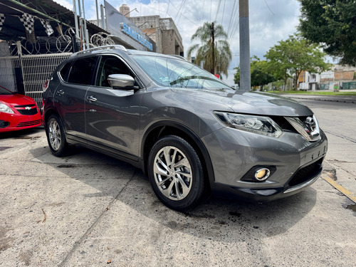 Nissan X-Trail 2.5 Exclusive 3 Row Mt