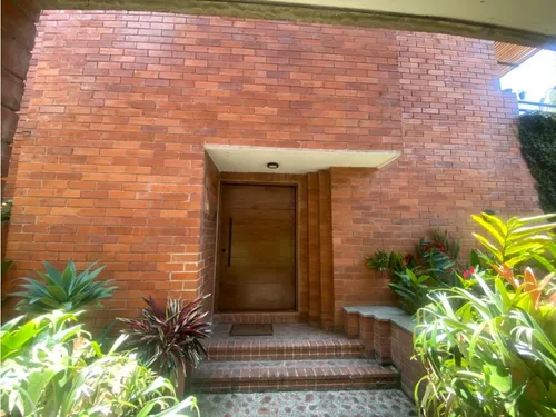 C-80 Casa Remodelada Sector Loma De Los Parra Con La Inferior