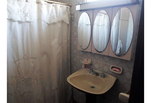 Venta Casa 5 Amb En Lomas Del Mirador Oportunidad