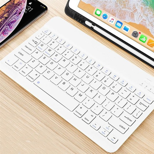 Teclado Inalámbrico Portátil Compacto Bluetooth 10