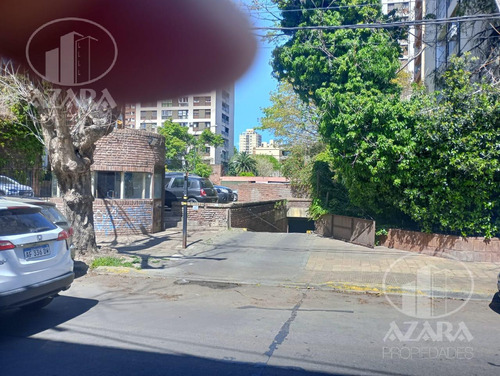 Cochera Amplia Y Comoda En Primer Subsuelo En Bajo De Vicente Lopez En Venta