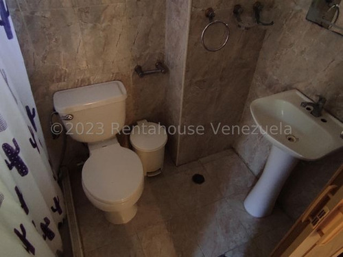 Imagen 11 de 15 de Apartamento En Venta En La Intercomunal Residencia Los Roques Db 23-17376