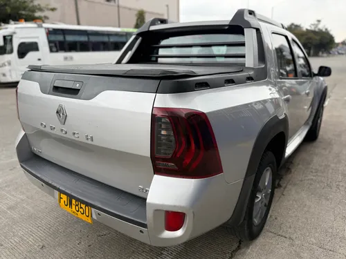 Renault Duster Oroch 2.0 Intens