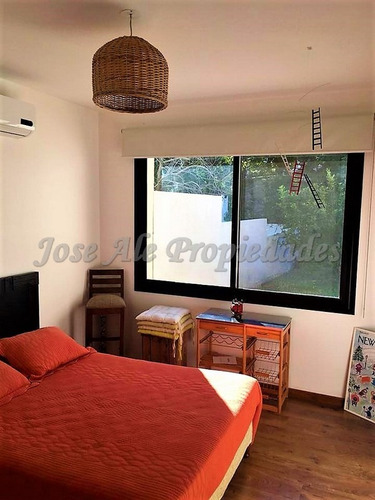 Imagen 5 de 12 de En Venta Casa De Tres Dormitorios Colonia Del Sacramento