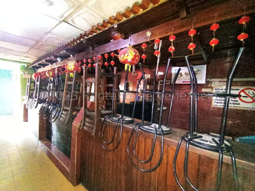 Imagen 20 de 28 de Local Comecial Con Fondo De Comercio Dedicado Al Expendio De Bebidas Alcohólicas En Sus Envases Originales, Con Sellos Y Precintos Y Gastronomia Nacional E Internacional, Ubicado En Avenida Principal