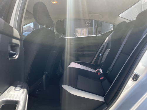 Nissan Versa 1.6 16V FLEX ADVANCE XTRONIC