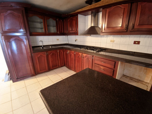 Imagen 1 de 21 de Casa En Venta En Urb Prados Del Golf Cabudare Piedad Norte Lara Venezuela Jm