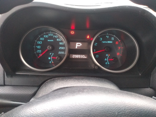 Imagem 6 de 11 de Mitsubishi Pajero Tr4 2014 2.0 4x2 Flex Aut. 5p