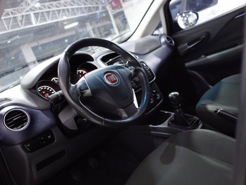 Fiat Punto Punto 1.4 ATTRACTIVE 8V FLEX 4P MANUAL